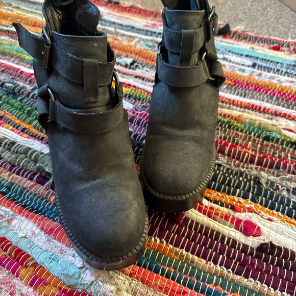 Dolls Kill Black Chunky Heeled Boots - Picture 6 of 6